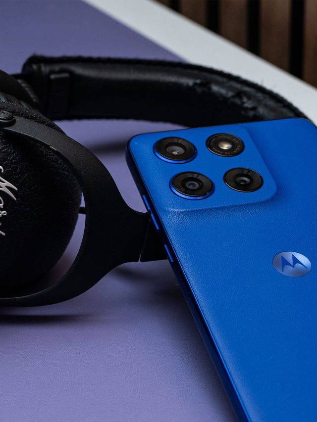 5 Best Phones Using Headphone Jack (2025): Tested and Reviewed