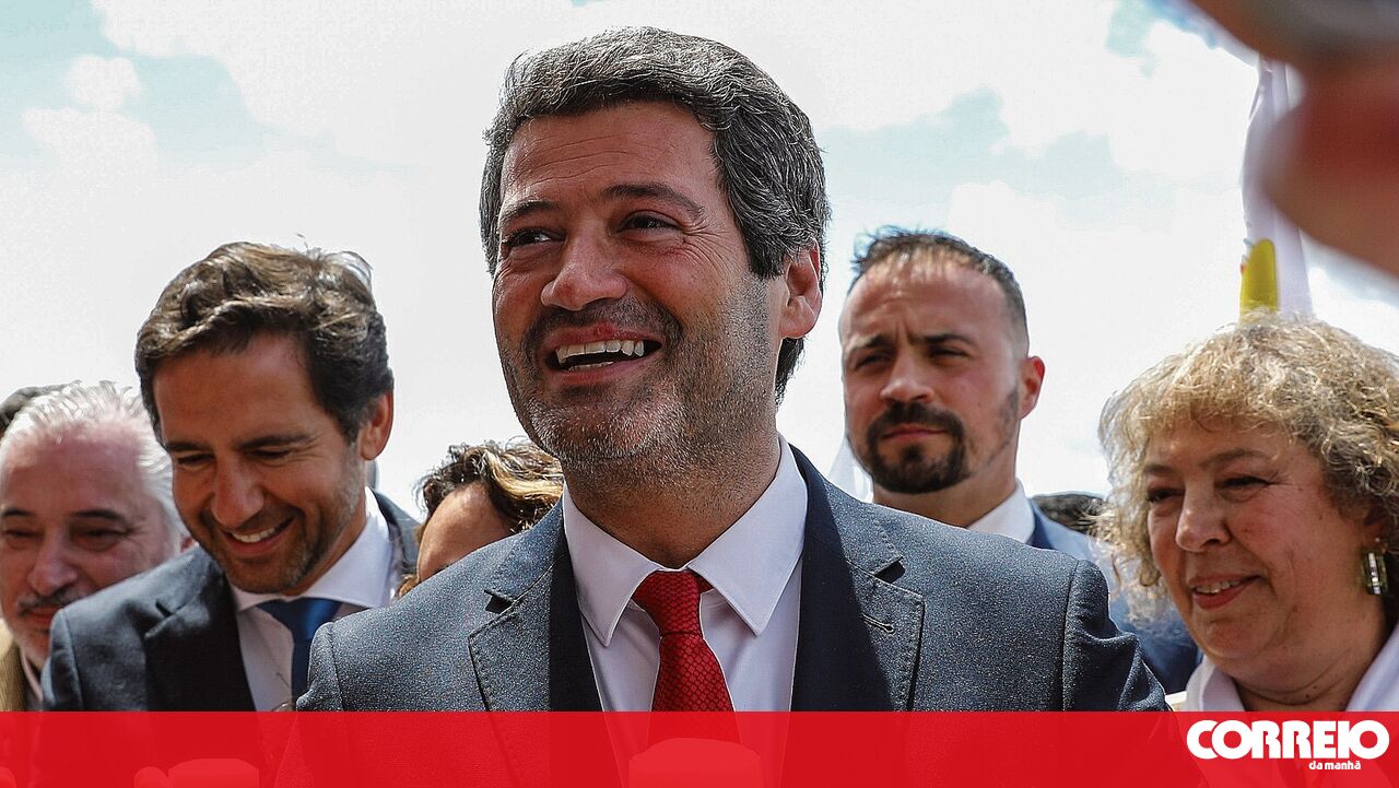A chegada custará presentes e PS e anúncios – política