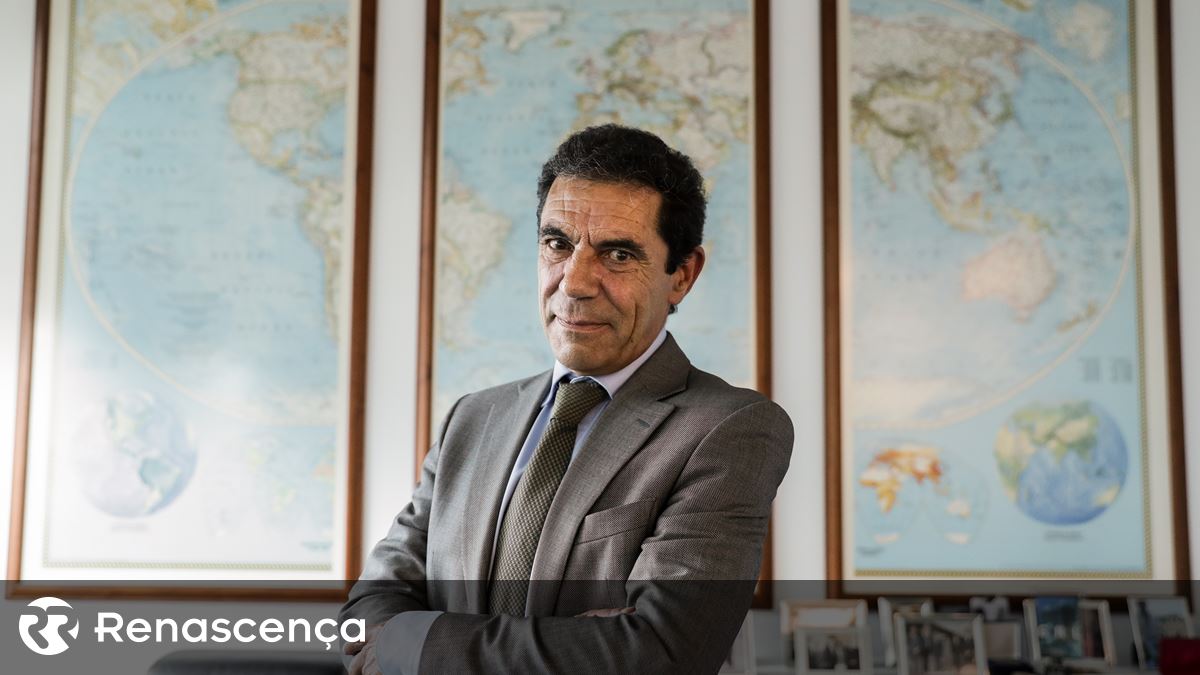 A importância dos aplausos de energia “substituirá a agenda por drama maior”