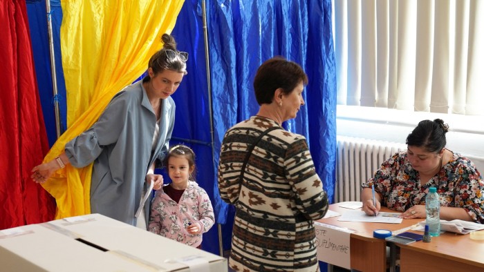A large number of votes in Romanian cliff elections