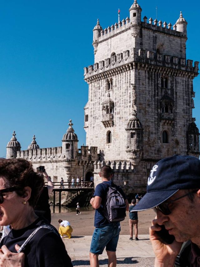 A receita dos visitantes aumentou 5% em um quarto, sem Páscoa, onde houve um retiro da noite para o dia