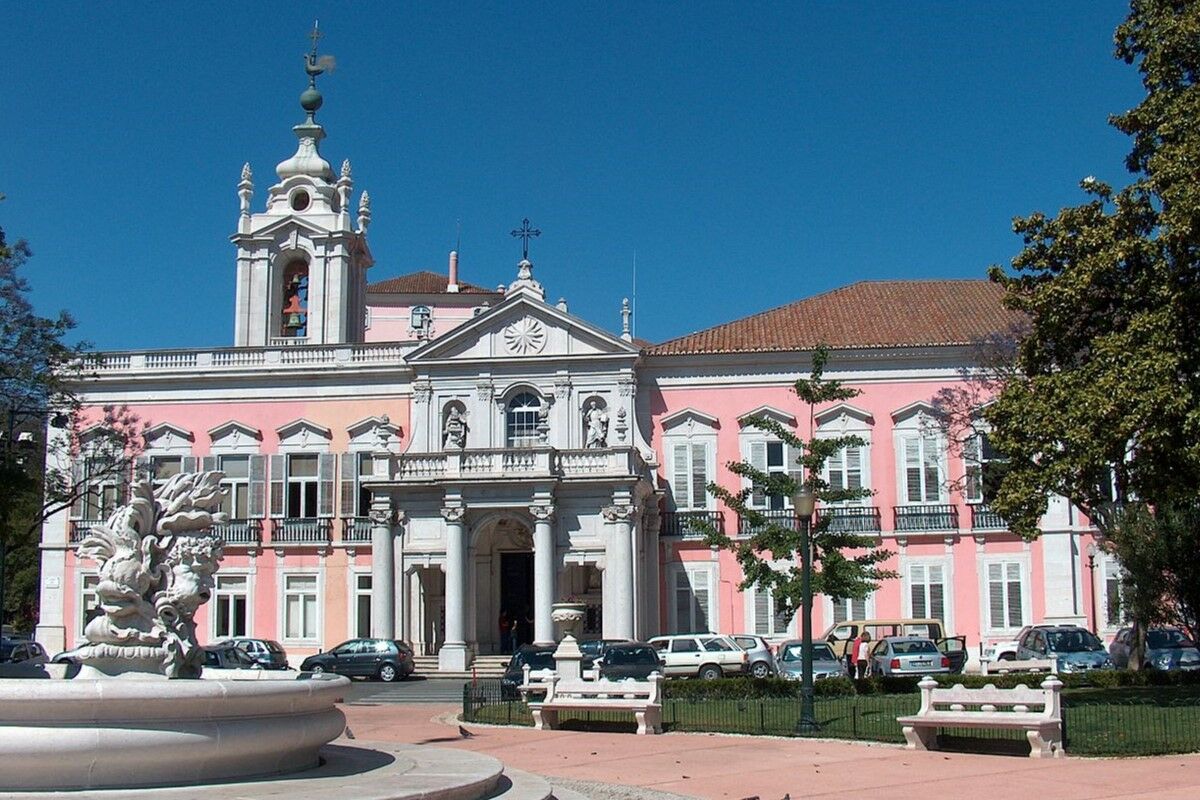 A rede milionária ilegal de imigração tem “toupeiras” no Ministério das Relações Exteriores