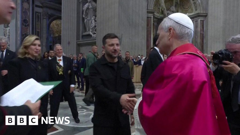 After the inauguration, the pope meets with Zelensky of Ukraine