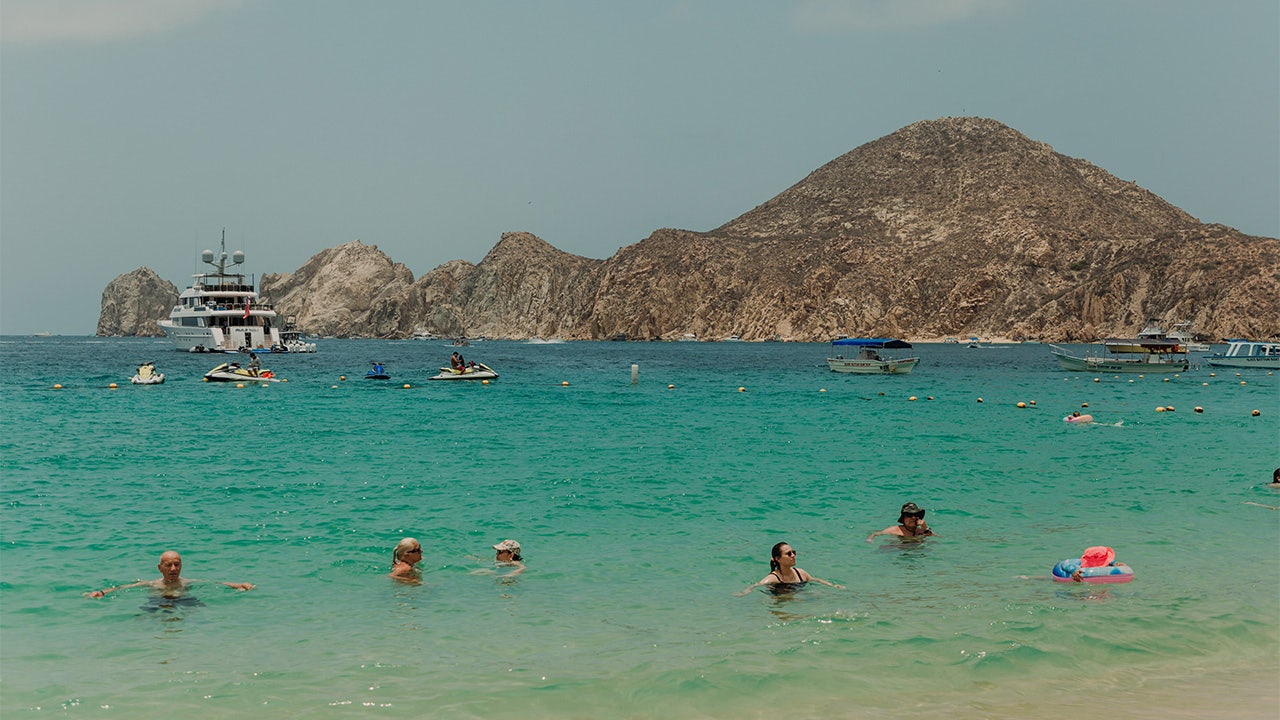 American travelers stay cautious in Mexico amid new travel safety risks