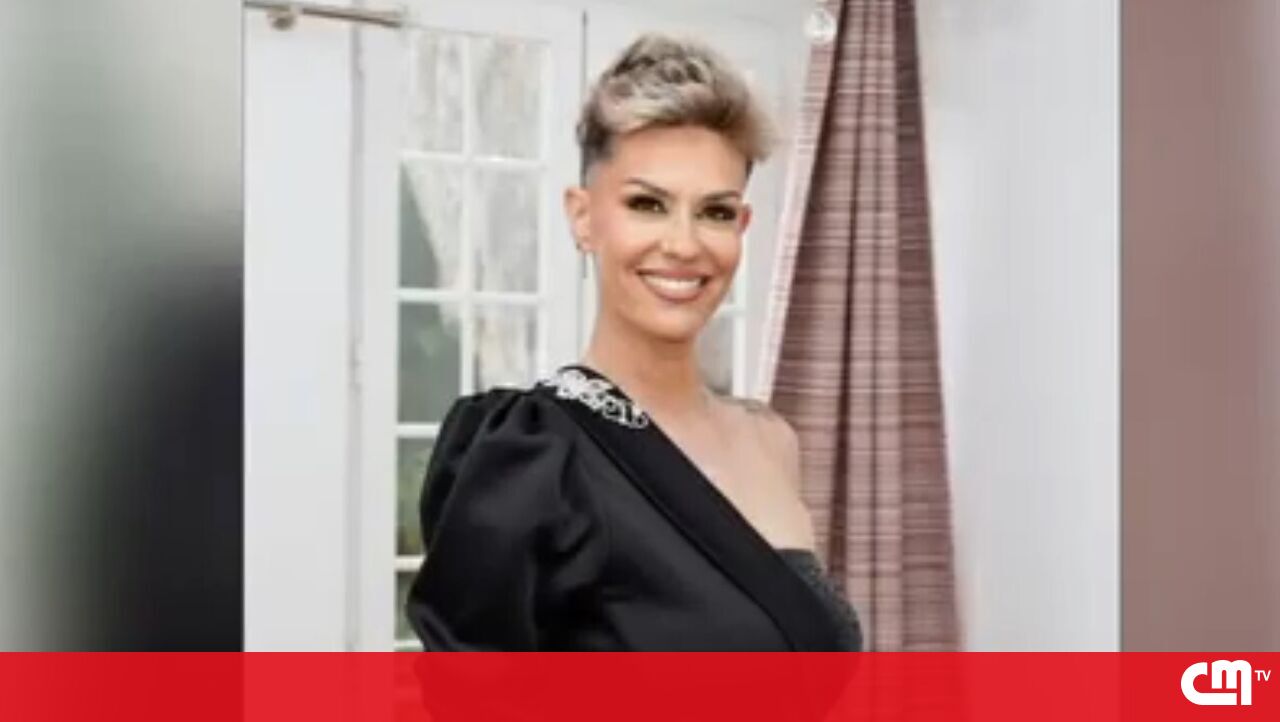 Ana Barbosa lança o projeto “web”. O primeiro produto é um perfume universal para homens e mulheres – Night Star Night