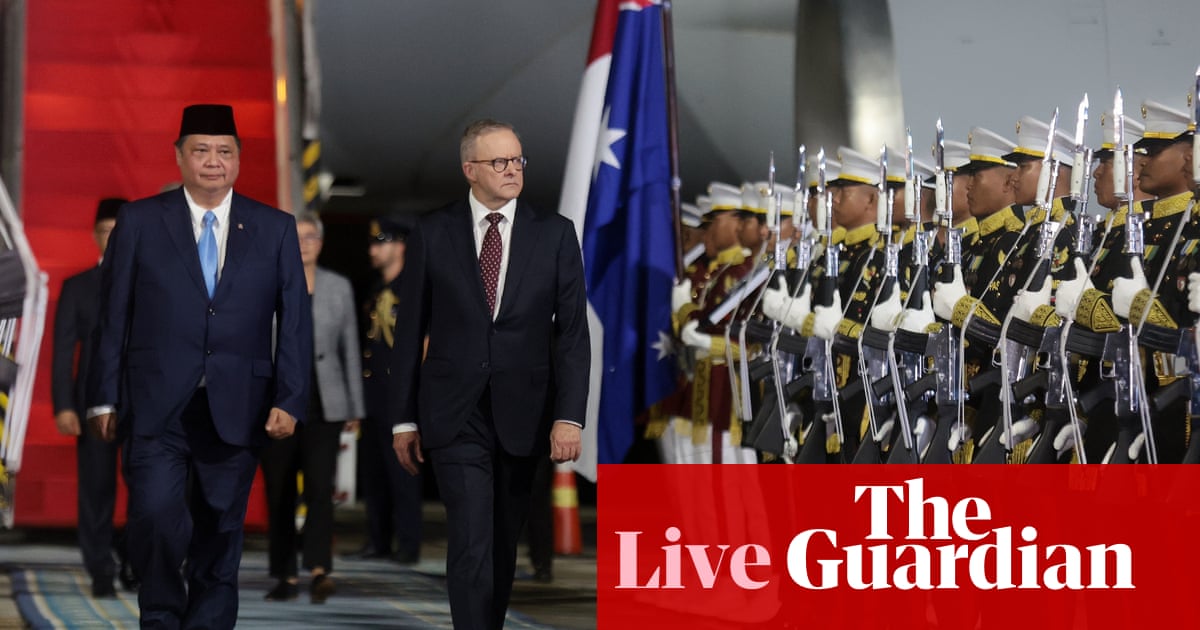Australian News Scene: Anthony Albanese arrives in Indonesia; Longman and Flinders go to the Liberal | Australian News