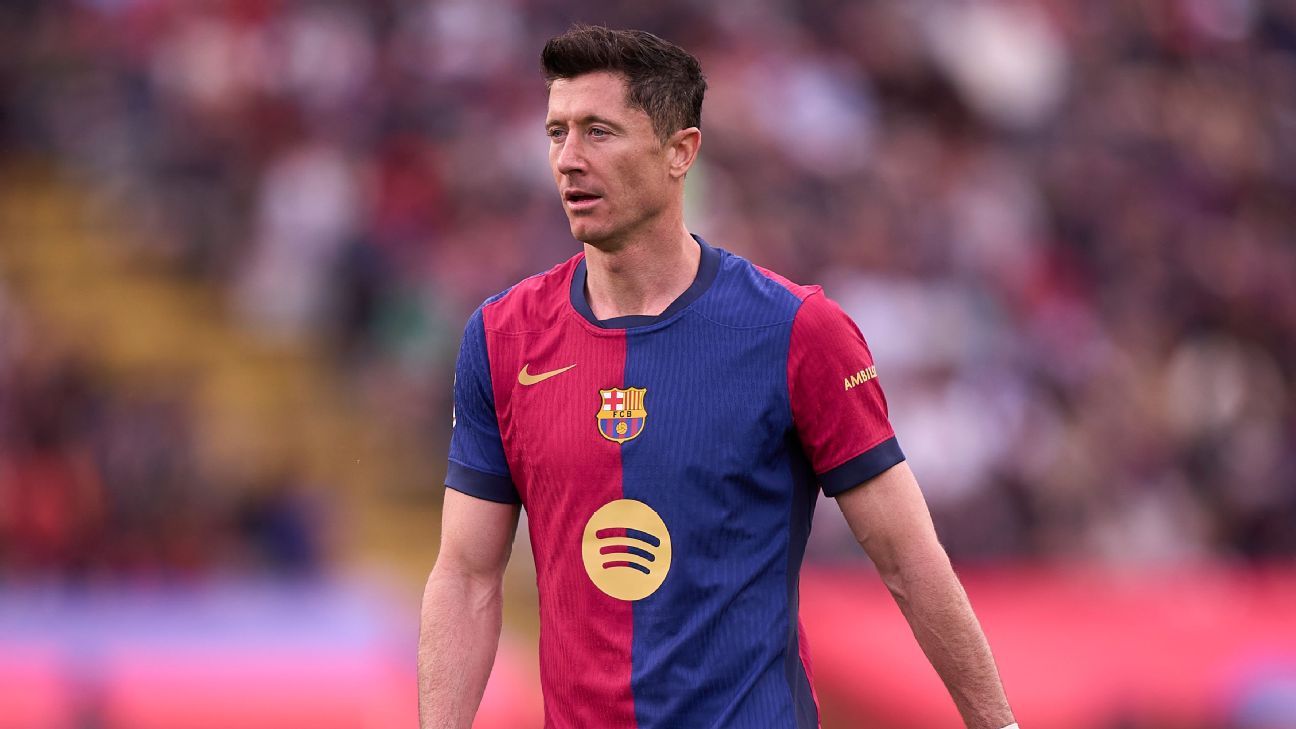 Barcelona vs Real Madrid: Robert Lewandowski, Alejandro Balde