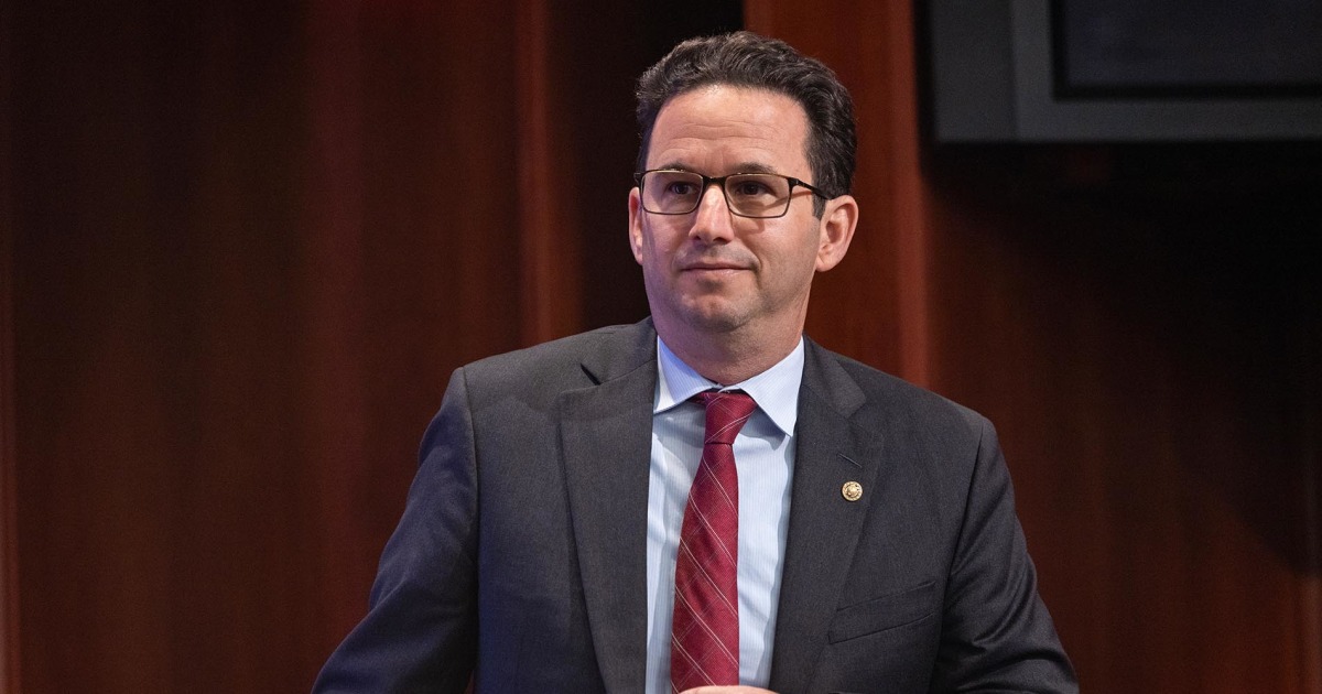 Brian Schatz supports Dick Durbin