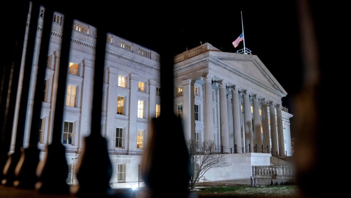 Britain surpasses China as the second largest U.S. fiscal holder