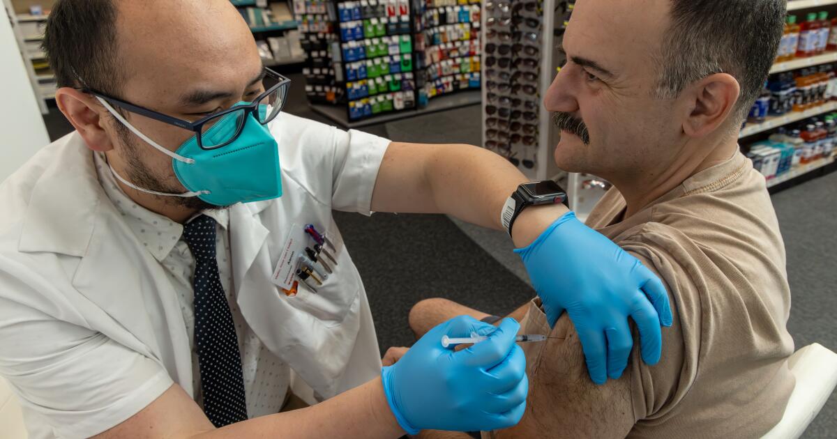 COVID variant NB.1.8.1 spreads with Trump's fluoroscopic vaccine transfer