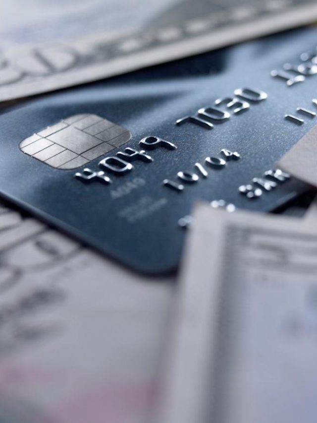Can you get cash with a credit card – is this a good idea?