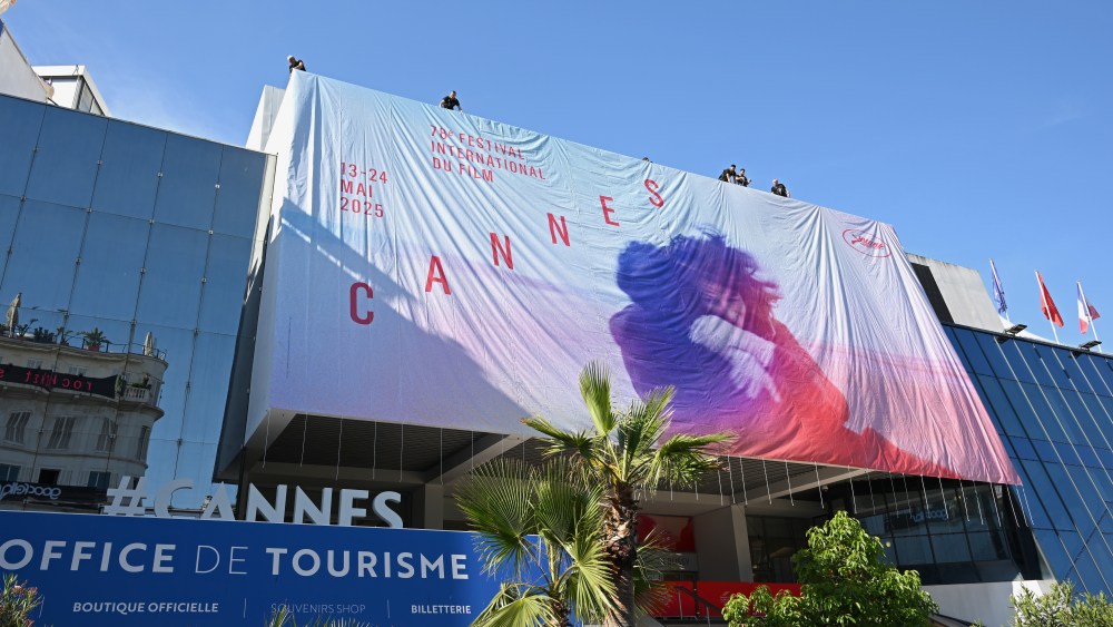 Cannes staff protest working conditions at opening ceremony