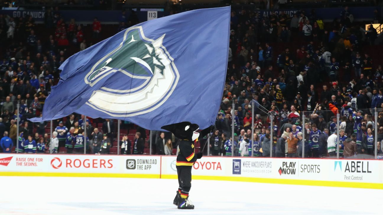 Canucks promotes assistant Adam Foote to head coach