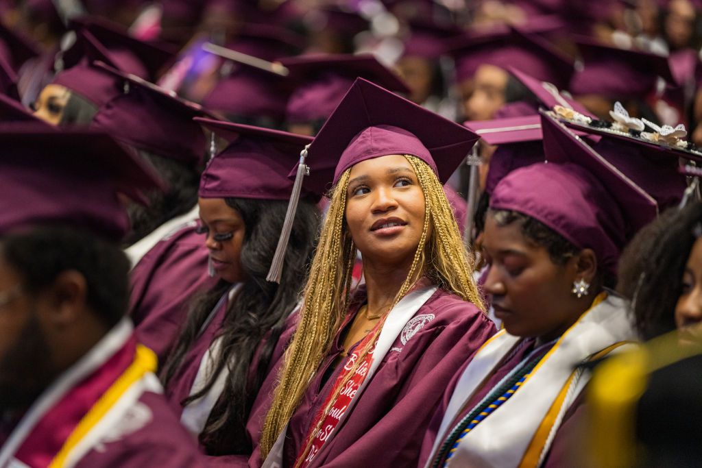 Classes that graduate in 2025 are entering an uncertain job market