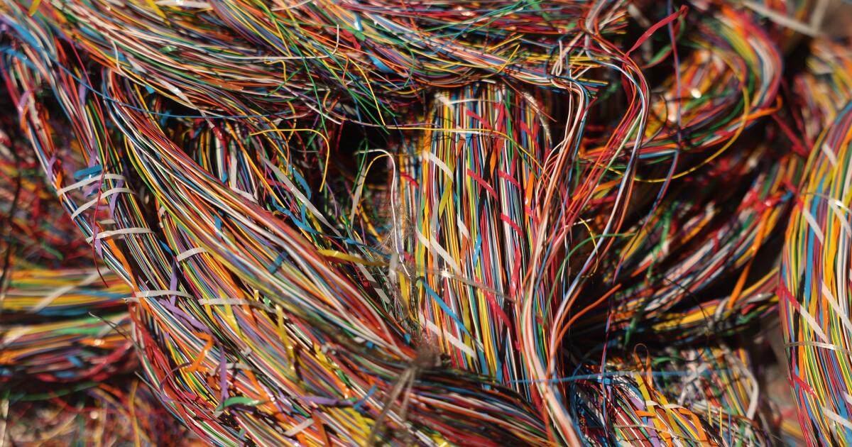 Copper thieves cut phone service to seniors in South Los Angeles