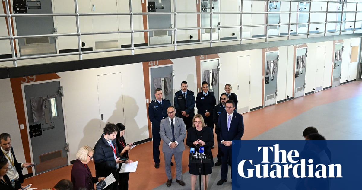 Crime Cost Suppression Cost Criticism is a criticism of Victoria's influx of huge prisoners | Victoria