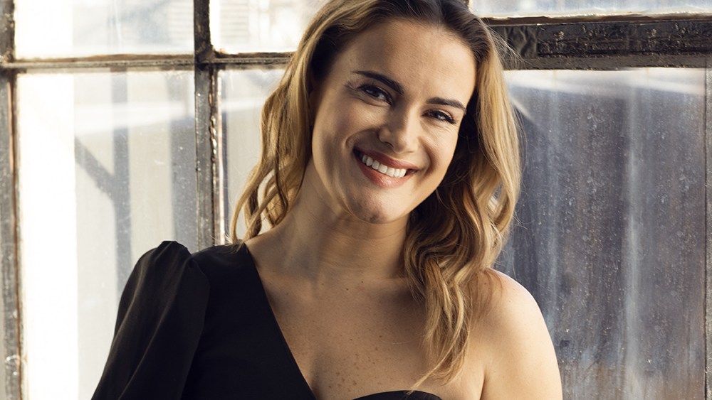 Daphne Shimon who breaks the scene of gender equality in the movie