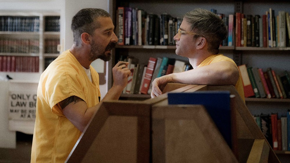 David Mamet stays in his rabbit hole