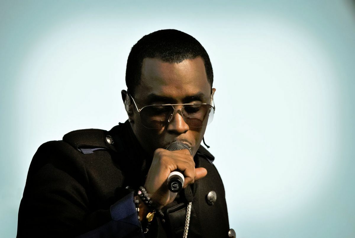 Diddy vai overdose na mansão da Playboy. Nova demandante descreve seu pênis “alto”