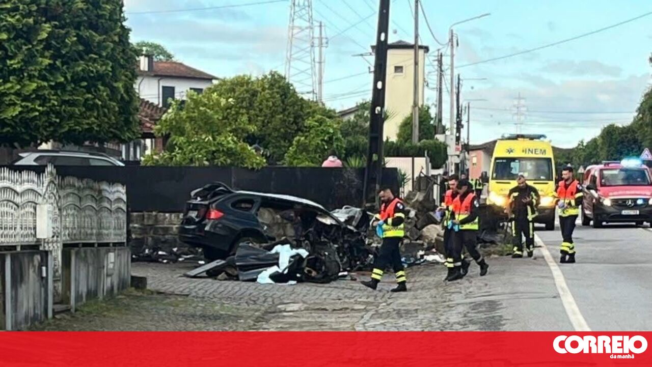 Dois jovens morrem em um carro em Braga – Portugal