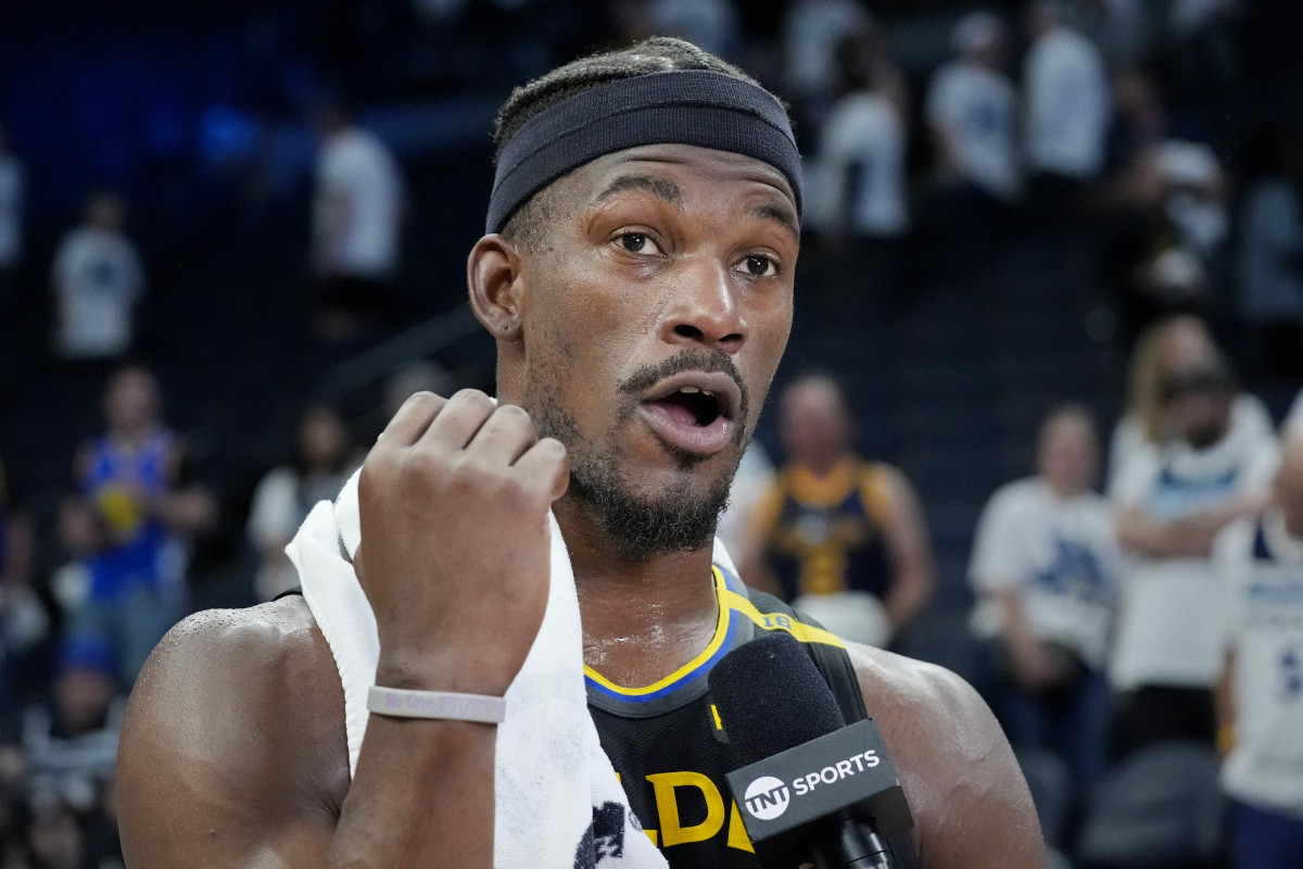Dwyane Wade is not happy with Jimmy Butler's behavior