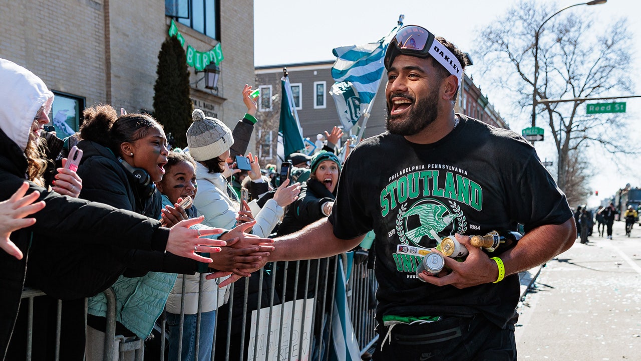 Eagles star shrugged, stands out to the controversial “Tush Push” drama