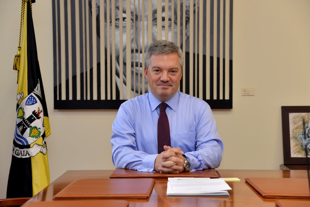 Eduardo vítor Rodrigues renuncia, não mais prefeito Gaia