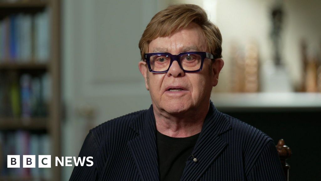 Elton John Brands government's “absolute loser” in AI copyright scheme