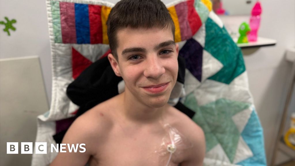 Essex teenager cannot eat due to rare digestive conditions