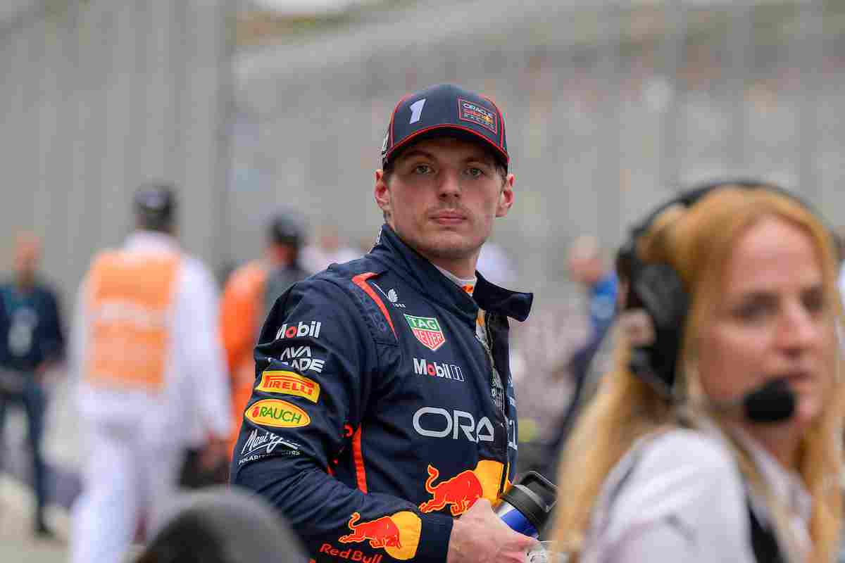 F1: Os engenheiros antigos da Ferrari trocam Russell por Verstappen
