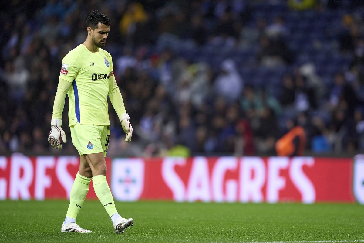 FC Porto: Diogo Costa só jogará Derby