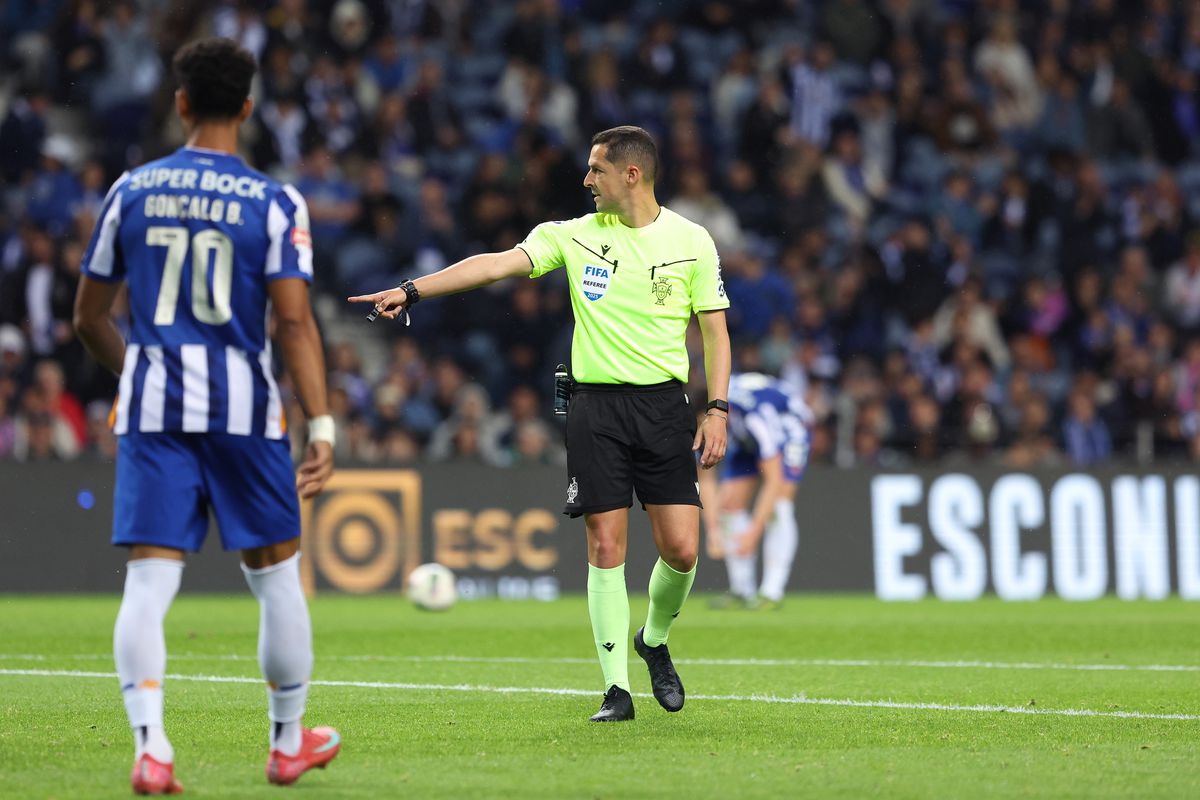 FC Porto-Moreirens, 3-1 Análise da arbitragem de Pedro Henriques