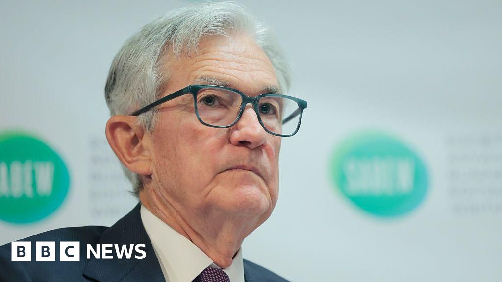 Fed warns of fees when Trump tariffs are “uncertainty”