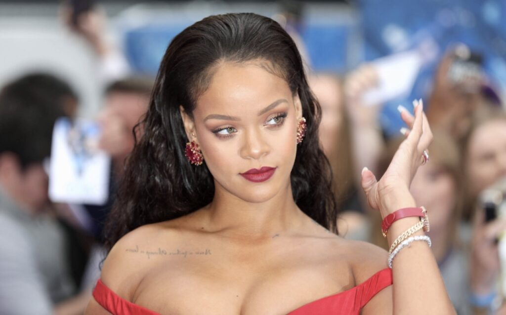 Fenty competes: Rihanna's beauty empire with New York Liberty