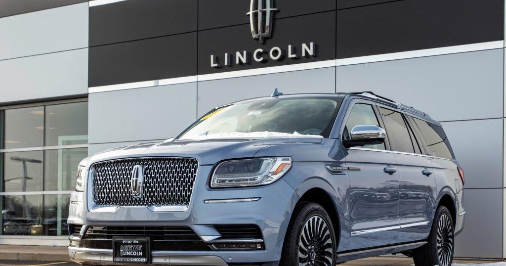 Ford recalls nearly 275,000 navigators and adventure SUVs to cause brake damage