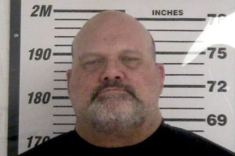 Former WWE wrestler allegedly tried to buy child porn