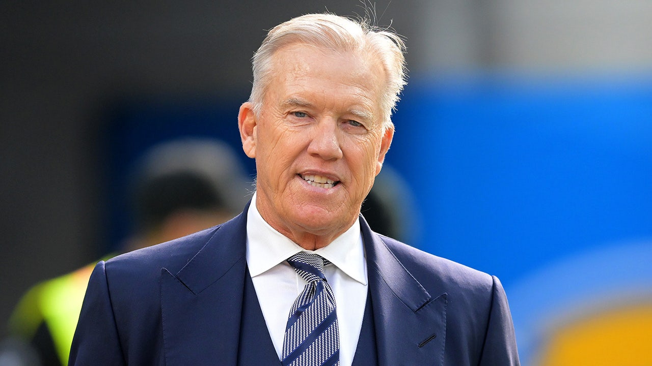 Former prosecutor slams delay investigation in Elway golf cart death case