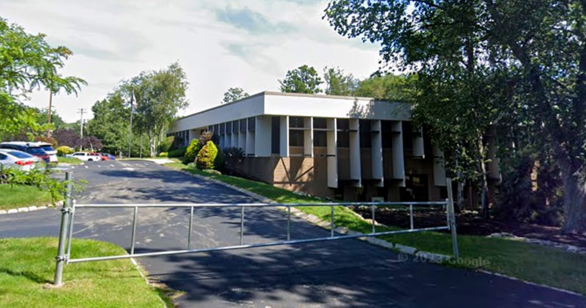 Founder of New Hampshire Addiction Center, responsible for intimidating journalists