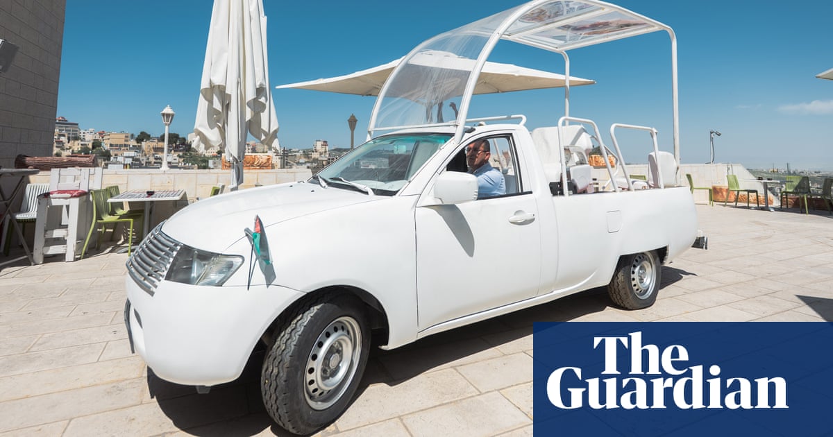 Francis' Popemobile becomes a mobile clinic for children in Gaza | Pope Francis