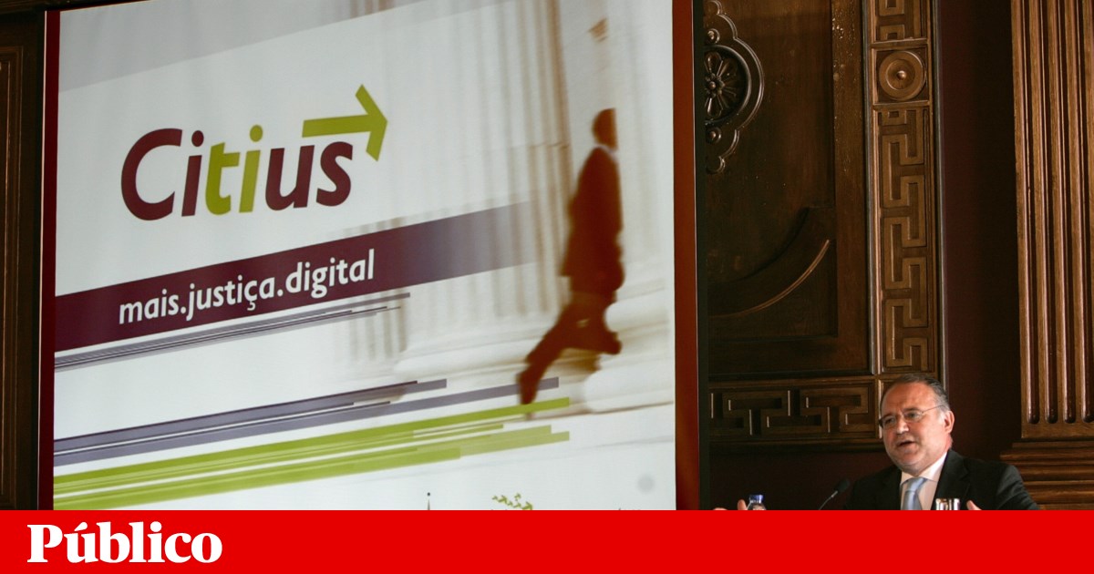 Funcionários do tribunal que não falham em sistemas de computador | Cytius