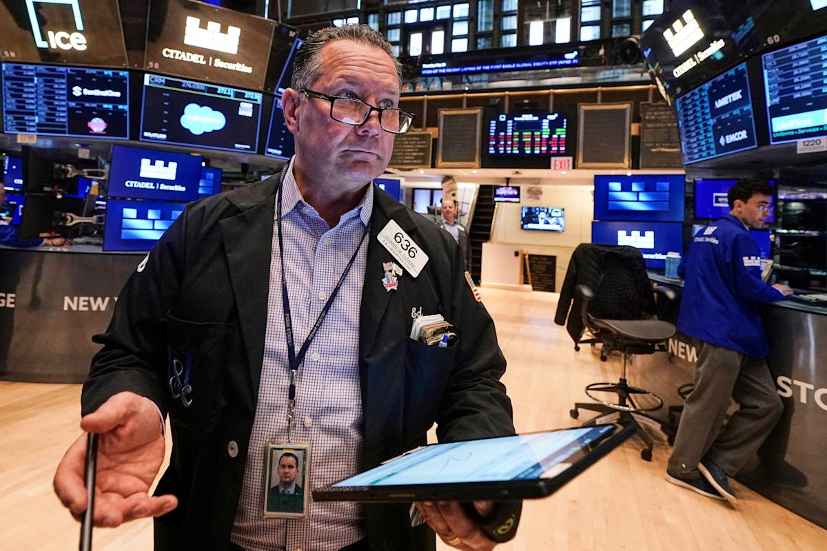 Global rally in stocks loses momentum in question what will happen to Trump's tariffs