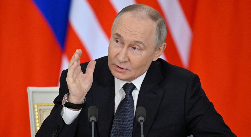Guerra ucraniana. Putin e Trump não têm negociações, Zelensky está a caminho de Türkiye