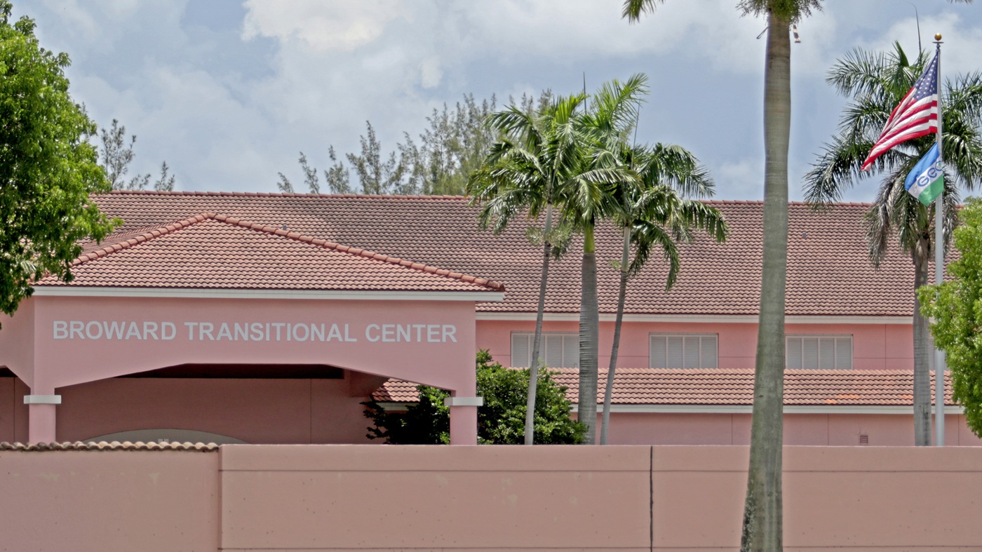 Haitian woman dies in ice detention in Florida: NPR