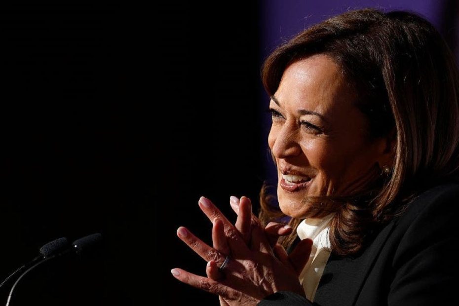Harris urges Democrats to be like elephants