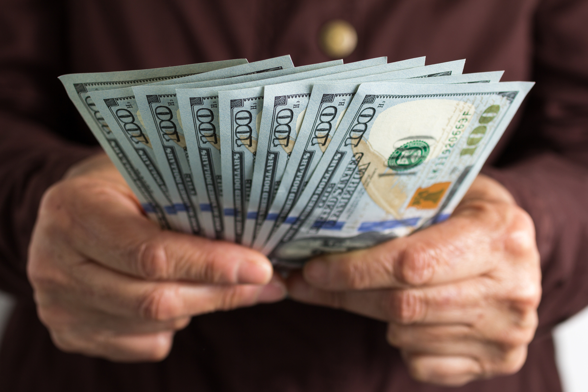 Have a $5,000 investment? Purchasing this nearly 6% dividend stock can turn it into nearly $300 in easy passive income each year.