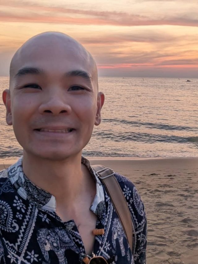 He lives in Thailand but “super tickets” to work in Singapore