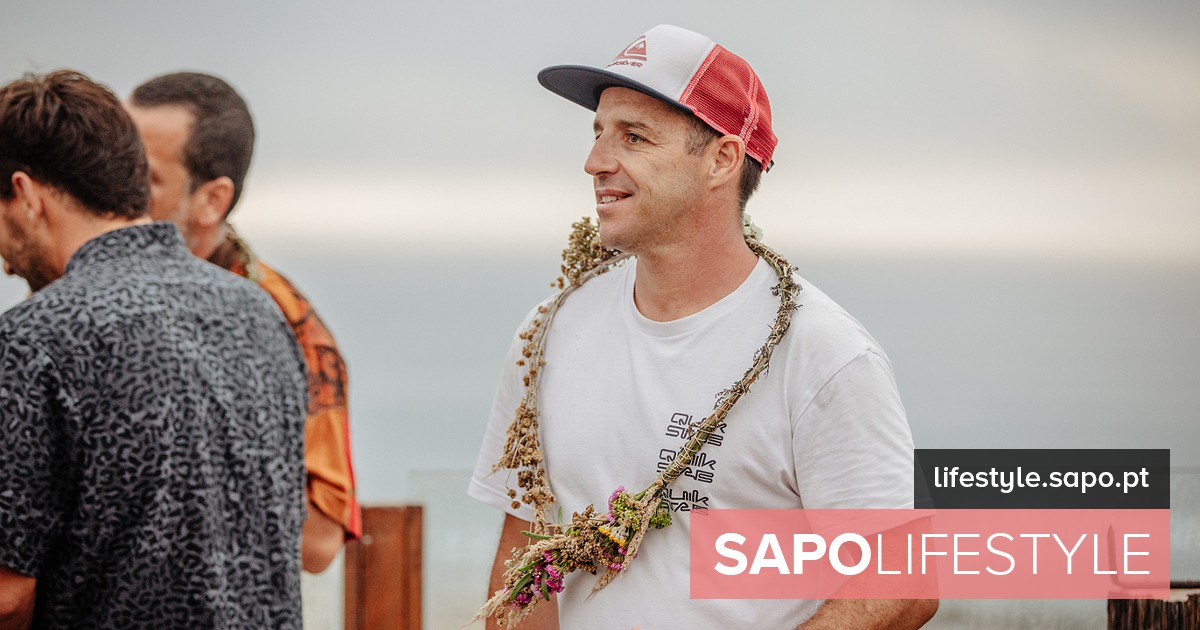 Heróis de Softboard Prio, comemorando o evento de surf “O Lugar mais importante para sorrir” – atual