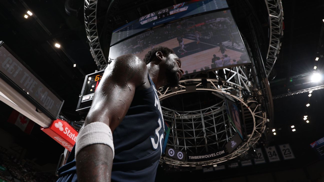 How Julius Randle’s dominance — and struggles — personifies the Minnesota Timberwolves’ teetering season