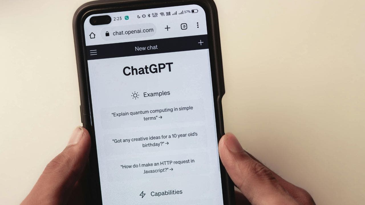 How to keep personal information away from chatgpt