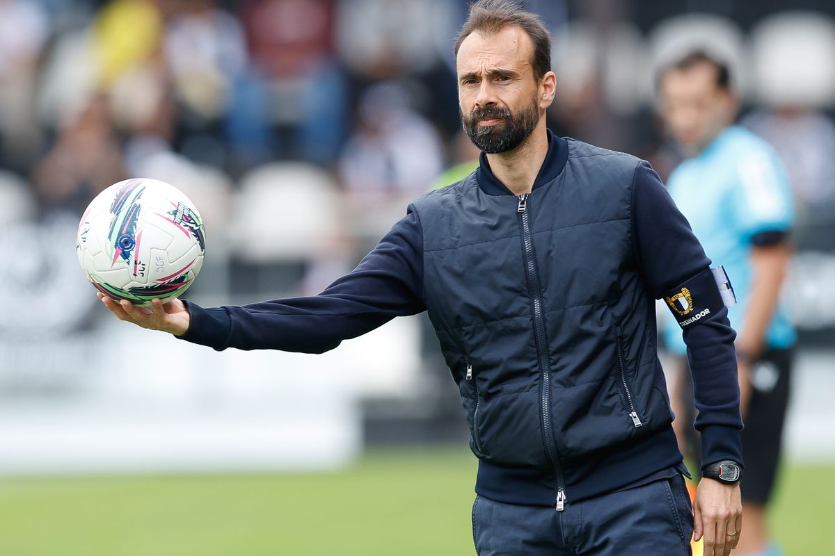 Hugo Oliveira: «A idéia de vencer o jogo no final e continuar a consolidar o jogo»